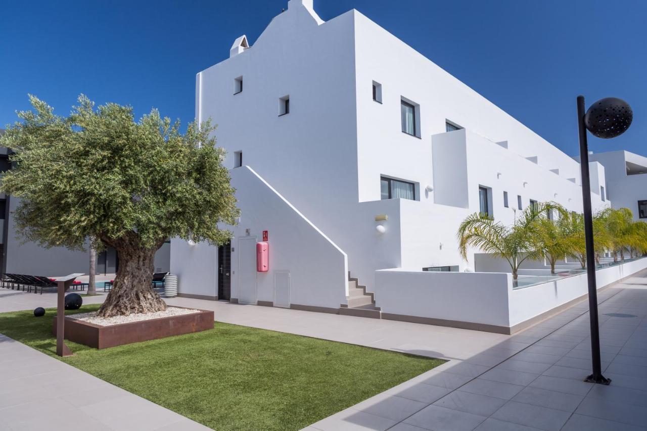 Migjorn Ibiza Suites & Spa Platja d'en Bossa Eksteriør billede