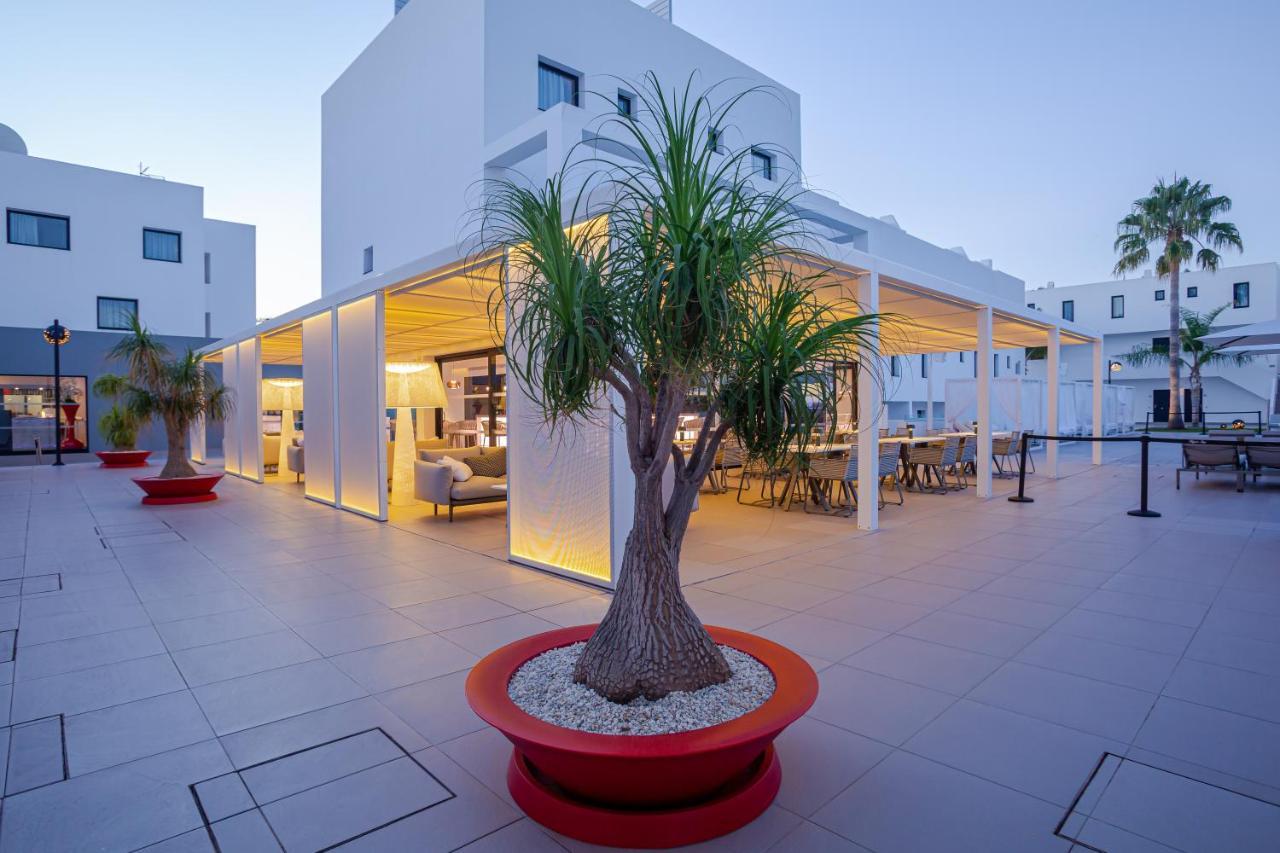 Migjorn Ibiza Suites & Spa Platja d'en Bossa Eksteriør billede