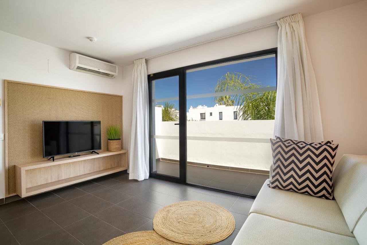 Migjorn Ibiza Suites & Spa Platja d'en Bossa Eksteriør billede