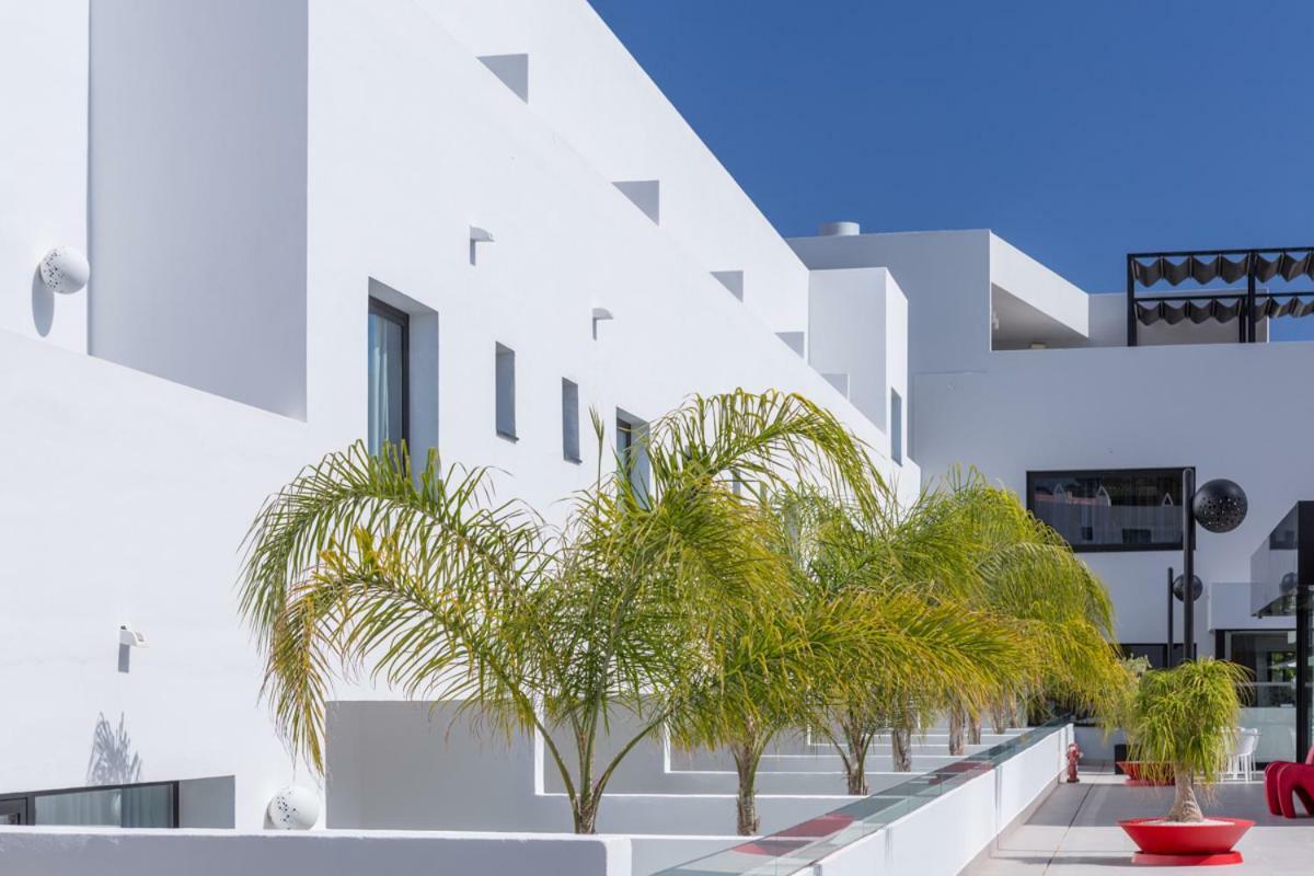 Migjorn Ibiza Suites & Spa Platja d'en Bossa Eksteriør billede